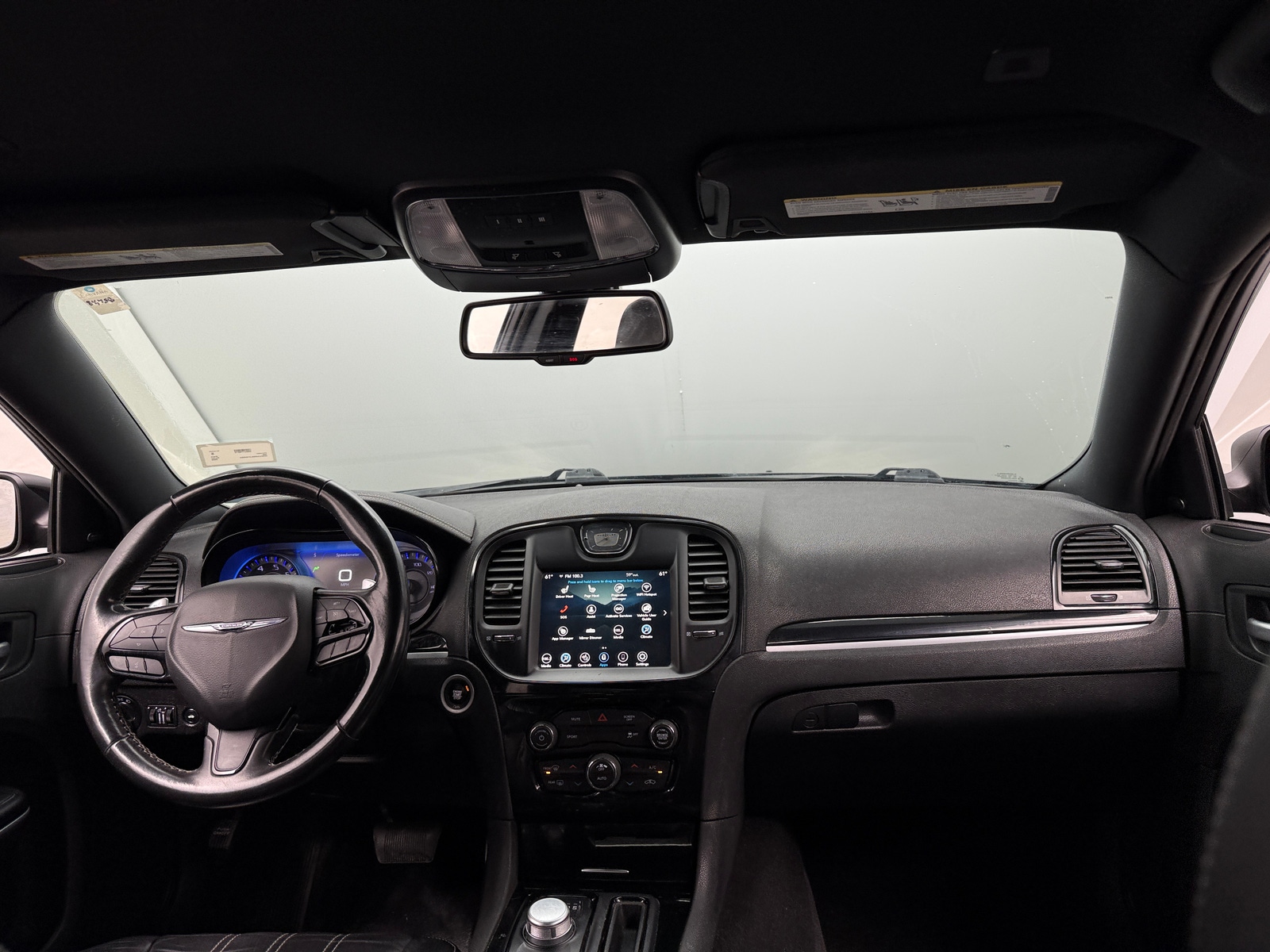 Thumbnail: 2020 Chrysler 300 - 2