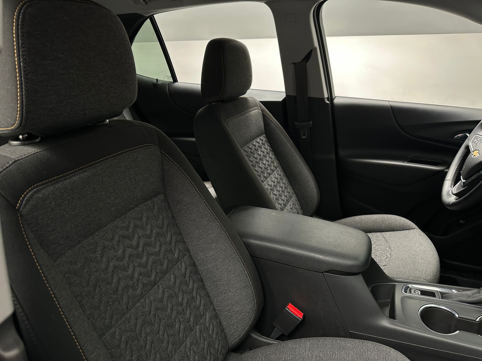 Thumbnail: 2023 Chevrolet Equinox - 2