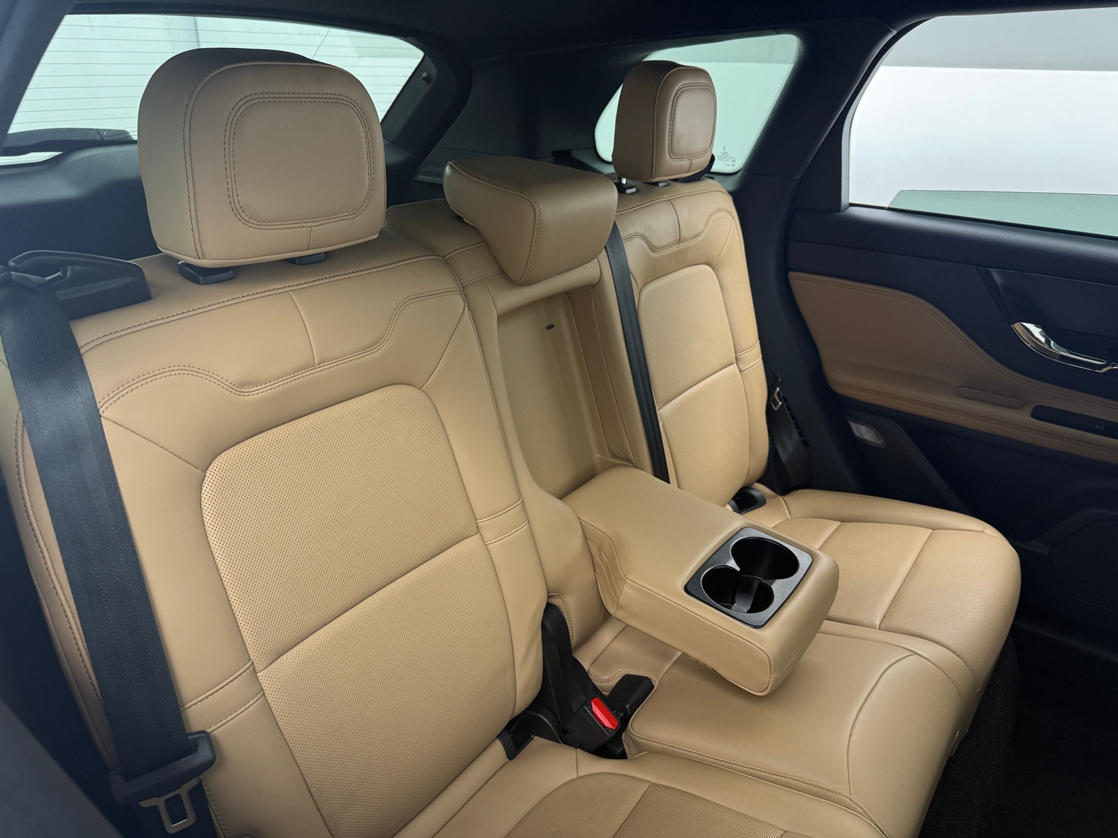 Thumbnail: 2022 Lincoln Corsair - 5