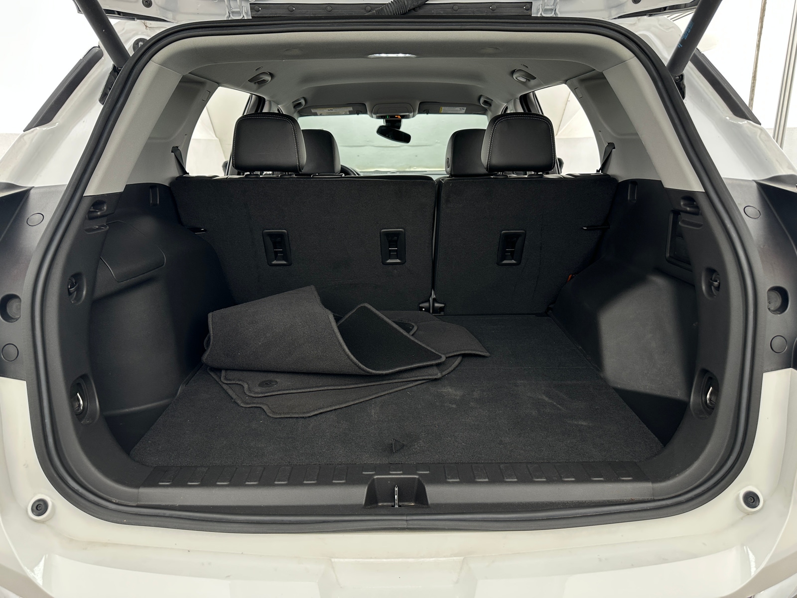 Thumbnail: 2024 GMC Terrain - 6