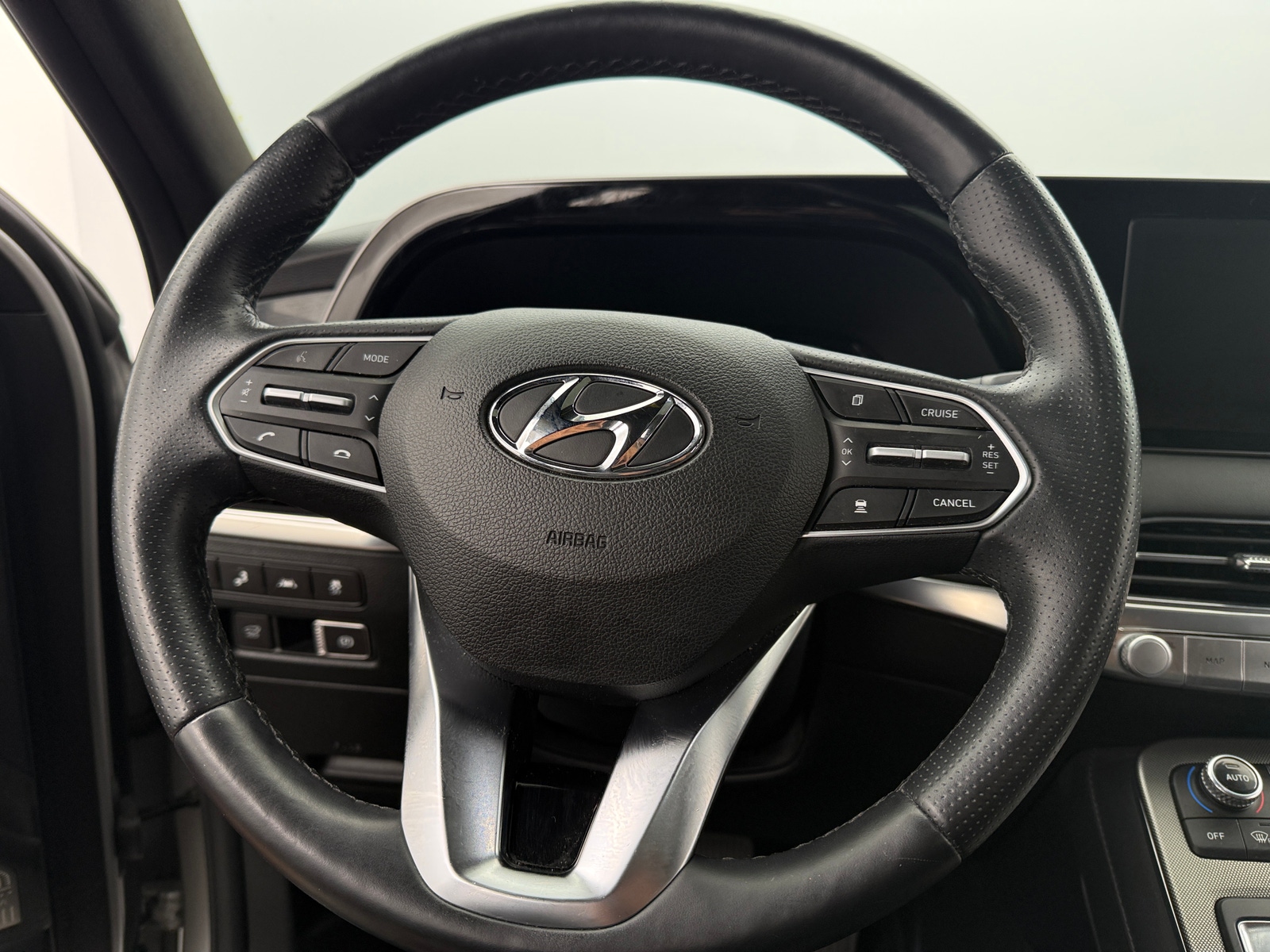 Thumbnail: 2022 Hyundai Palisade - 4