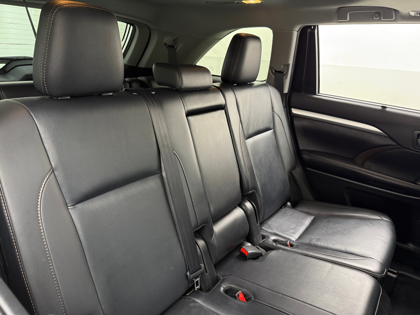 Thumbnail: 2019 Toyota Highlander - 5