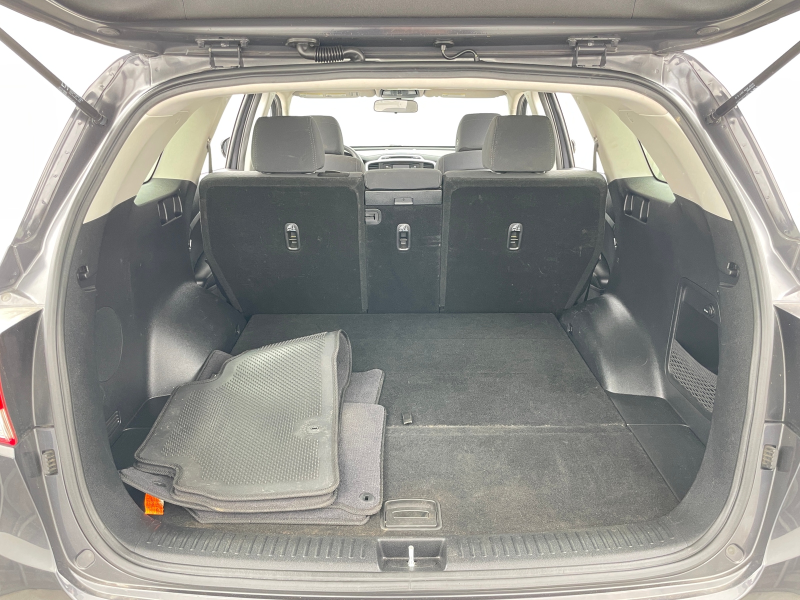 Thumbnail: 2017 Kia Sorento - 7