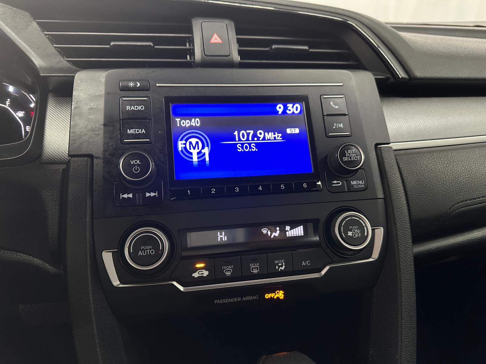 Thumbnail: 2018 Honda Civic - 4