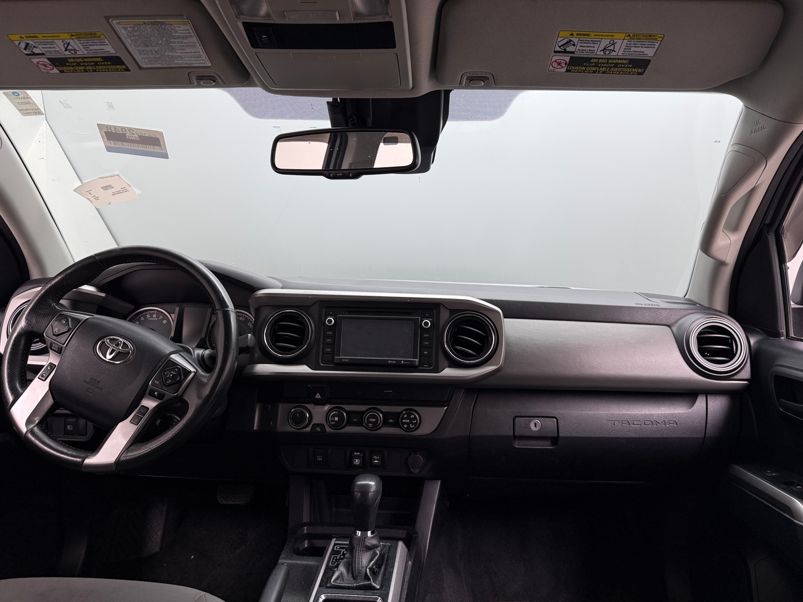 Thumbnail: 2019 Toyota Tacoma - 3