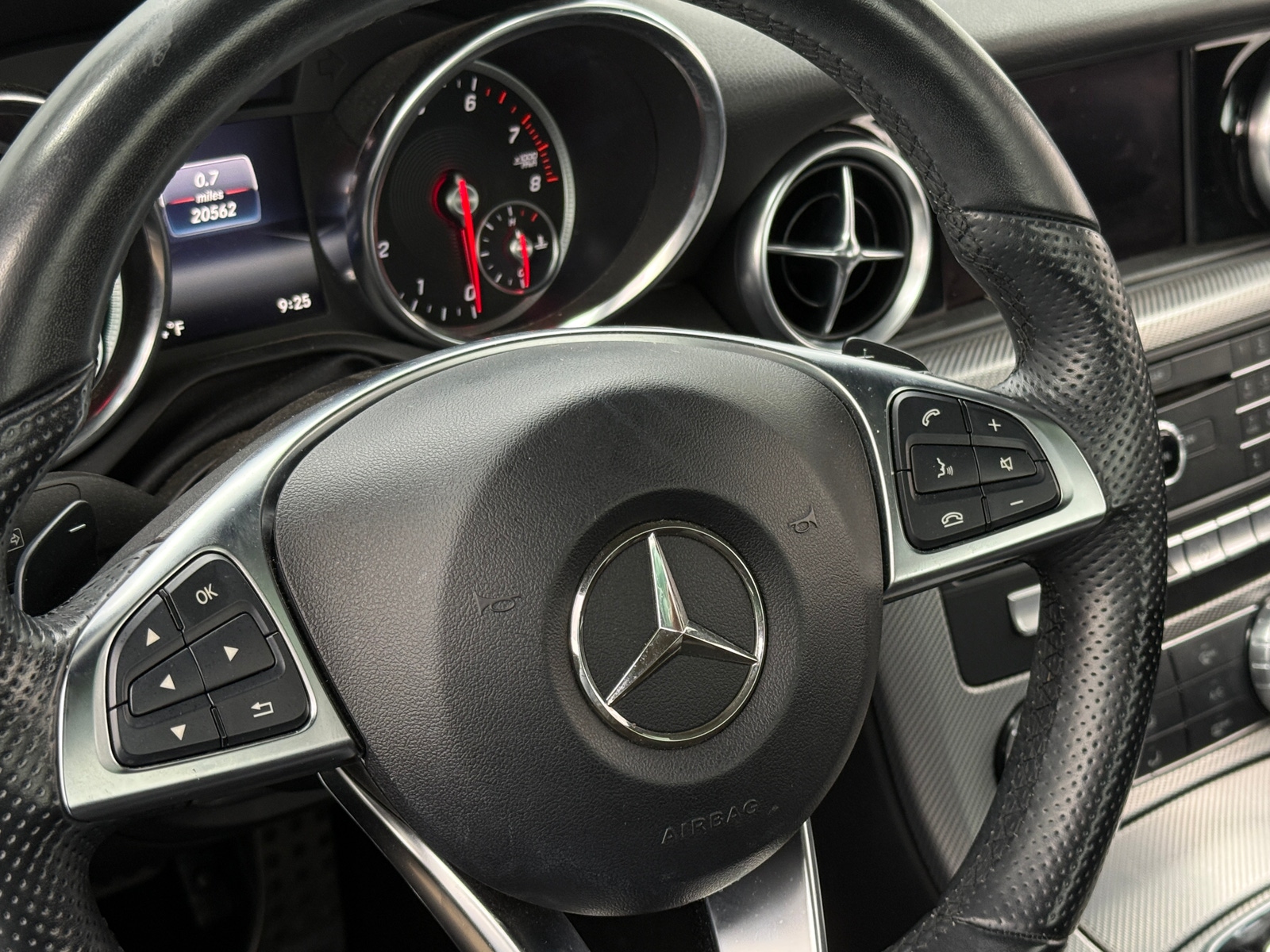 Thumbnail: 2018 Mercedes-Benz SLC - 4