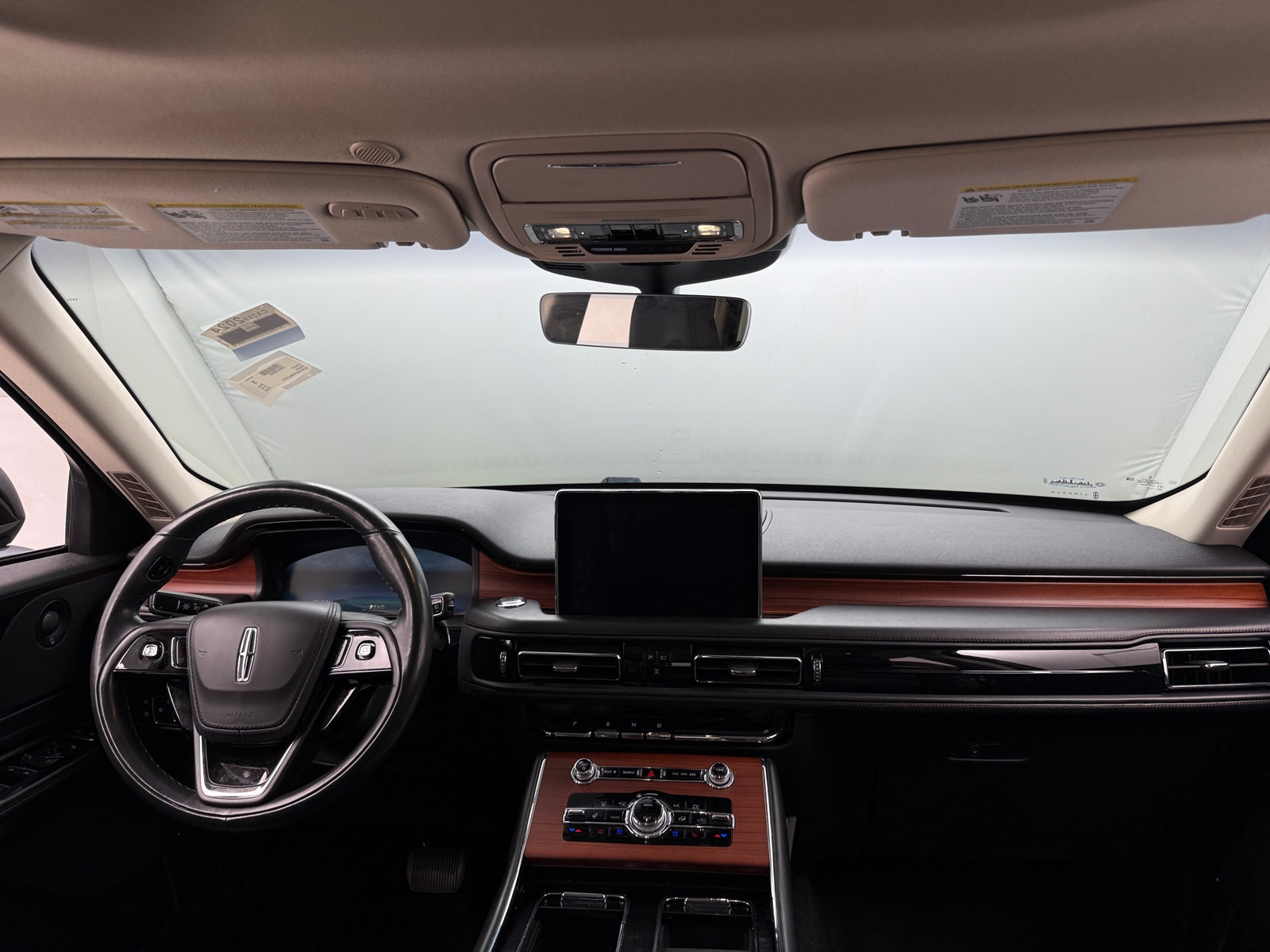 Thumbnail: 2022 Lincoln Aviator - 2