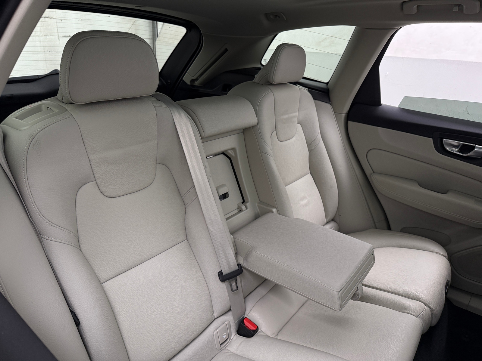 Thumbnail: 2024 Volvo XC60 - 5