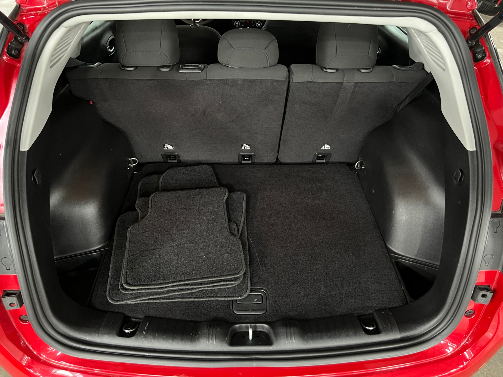 Thumbnail: 2021 Jeep Compass - 7