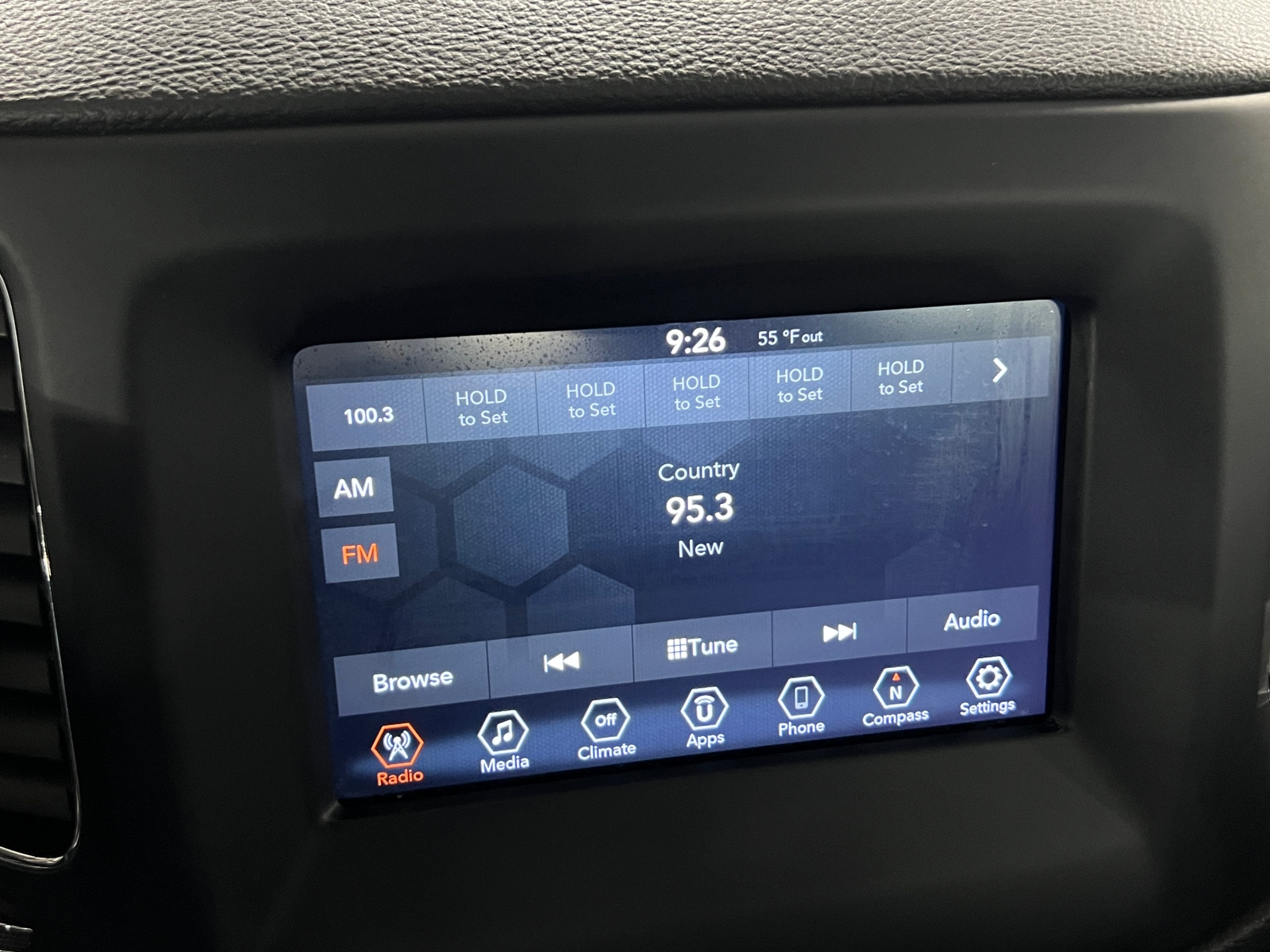 Thumbnail: 2021 Jeep Compass - 4