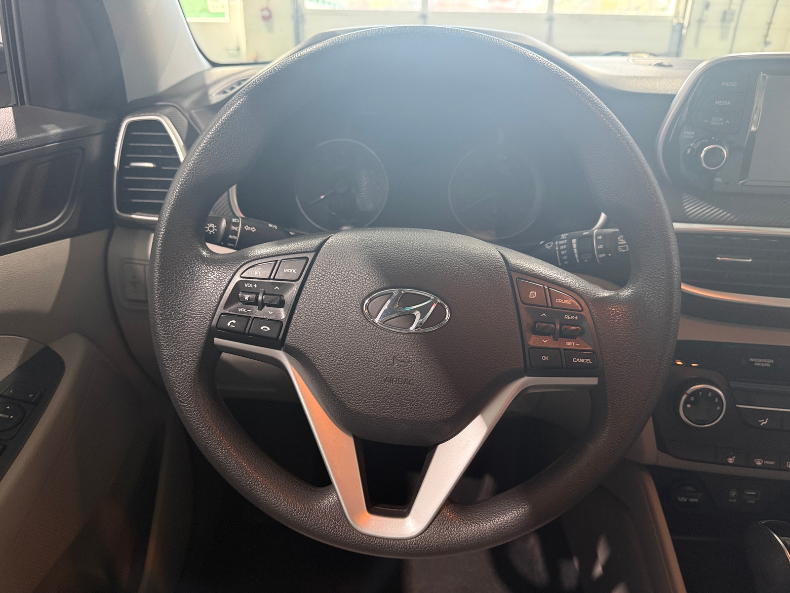 Thumbnail: 2019 Hyundai Tucson - 5