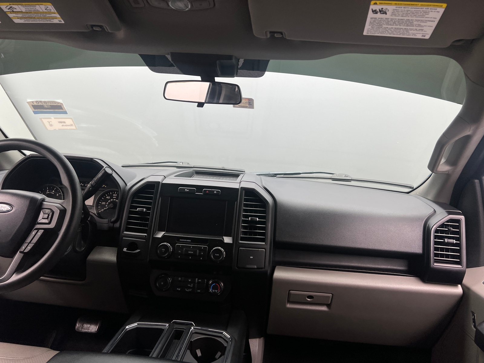 Thumbnail: 2019 Ford Econoline - 3