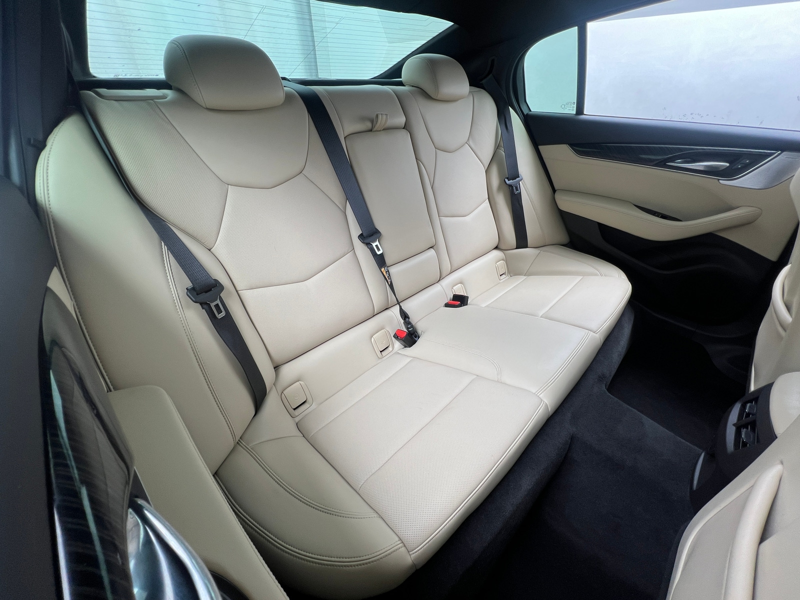 Thumbnail: 2023 Cadillac CT5 - 5