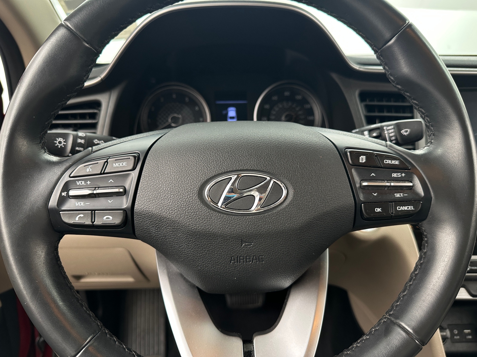 Thumbnail: 2019 Hyundai Elantra - 5