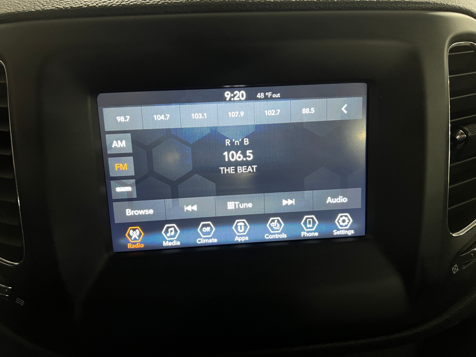 Thumbnail: 2019 Jeep Compass - 4