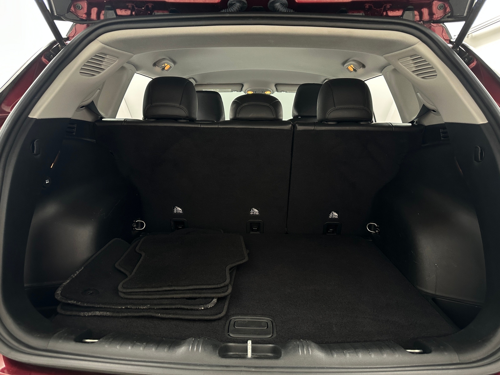 Thumbnail: 2022 Jeep Compass - 6