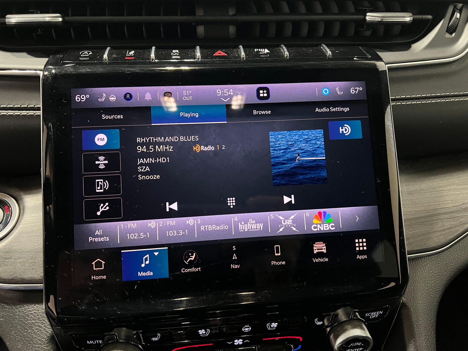 Thumbnail: 2022 Jeep Grand Cherokee - 3