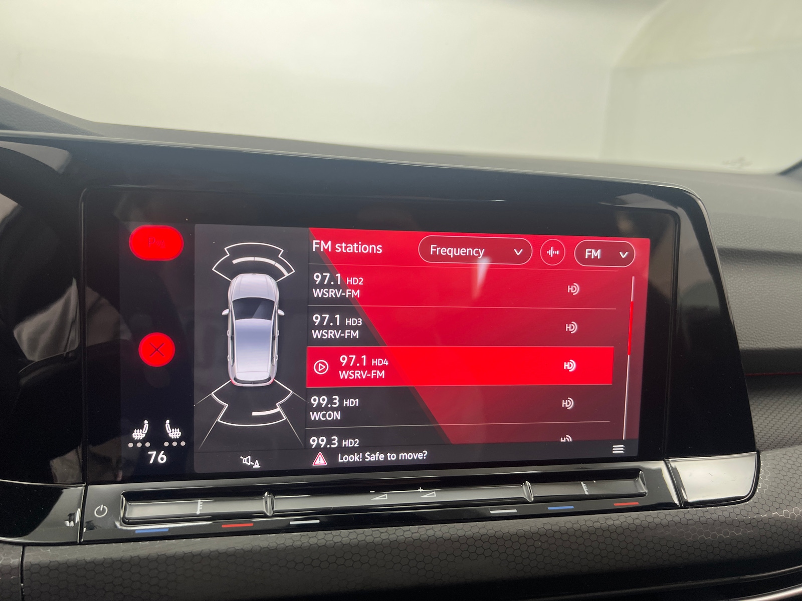 Thumbnail: 2024 Volkswagen Golf - 4