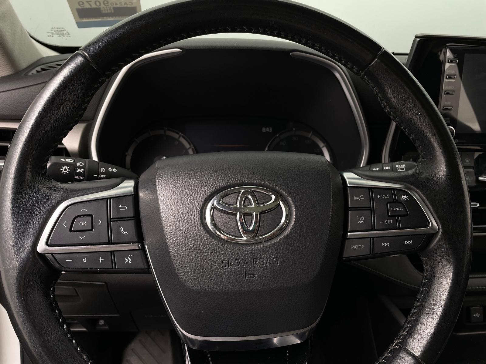 Thumbnail: 2021 Toyota Highlander - 4