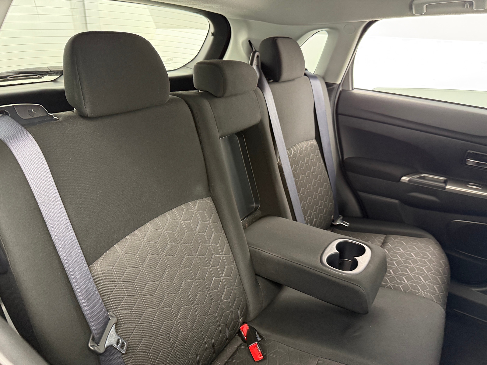 Thumbnail: 2021 Mitsubishi Outlander Sport - 6