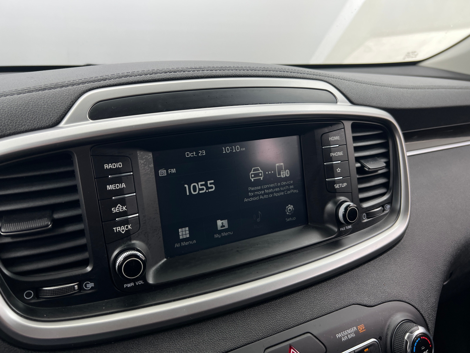 Thumbnail: 2020 Kia Sorento - 4