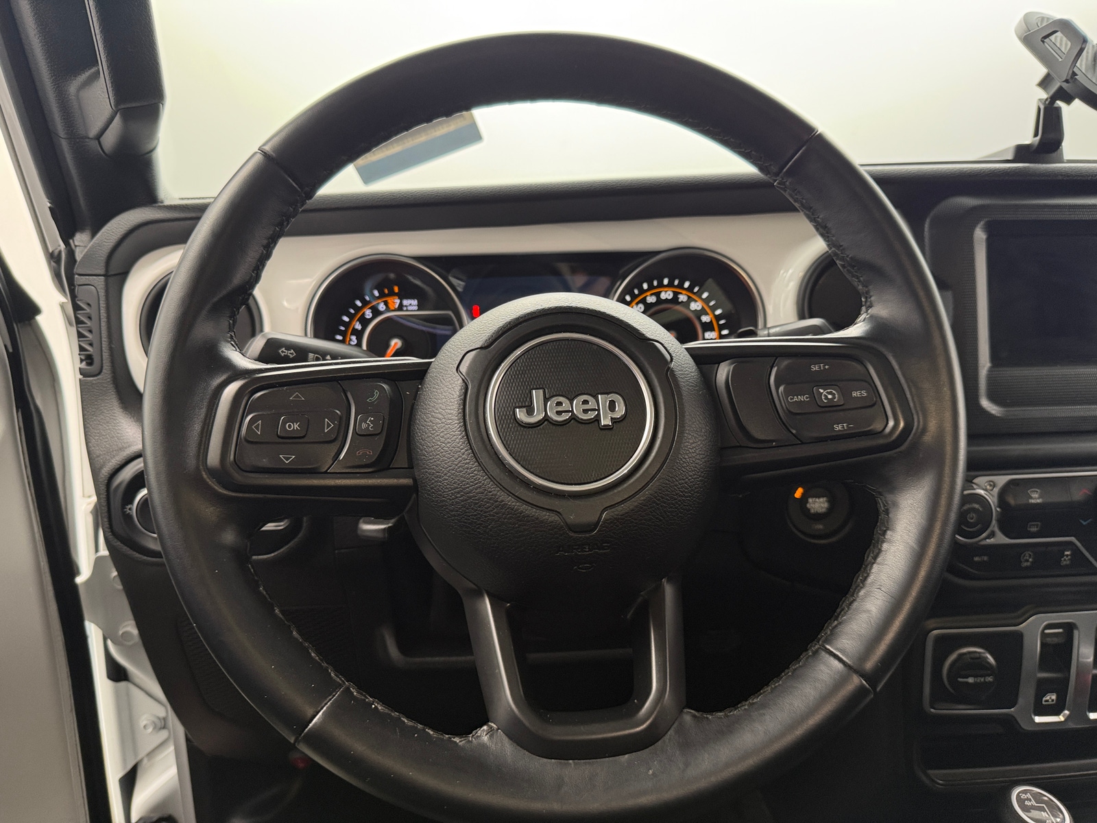 Thumbnail: 2021 Jeep Wrangler - 5