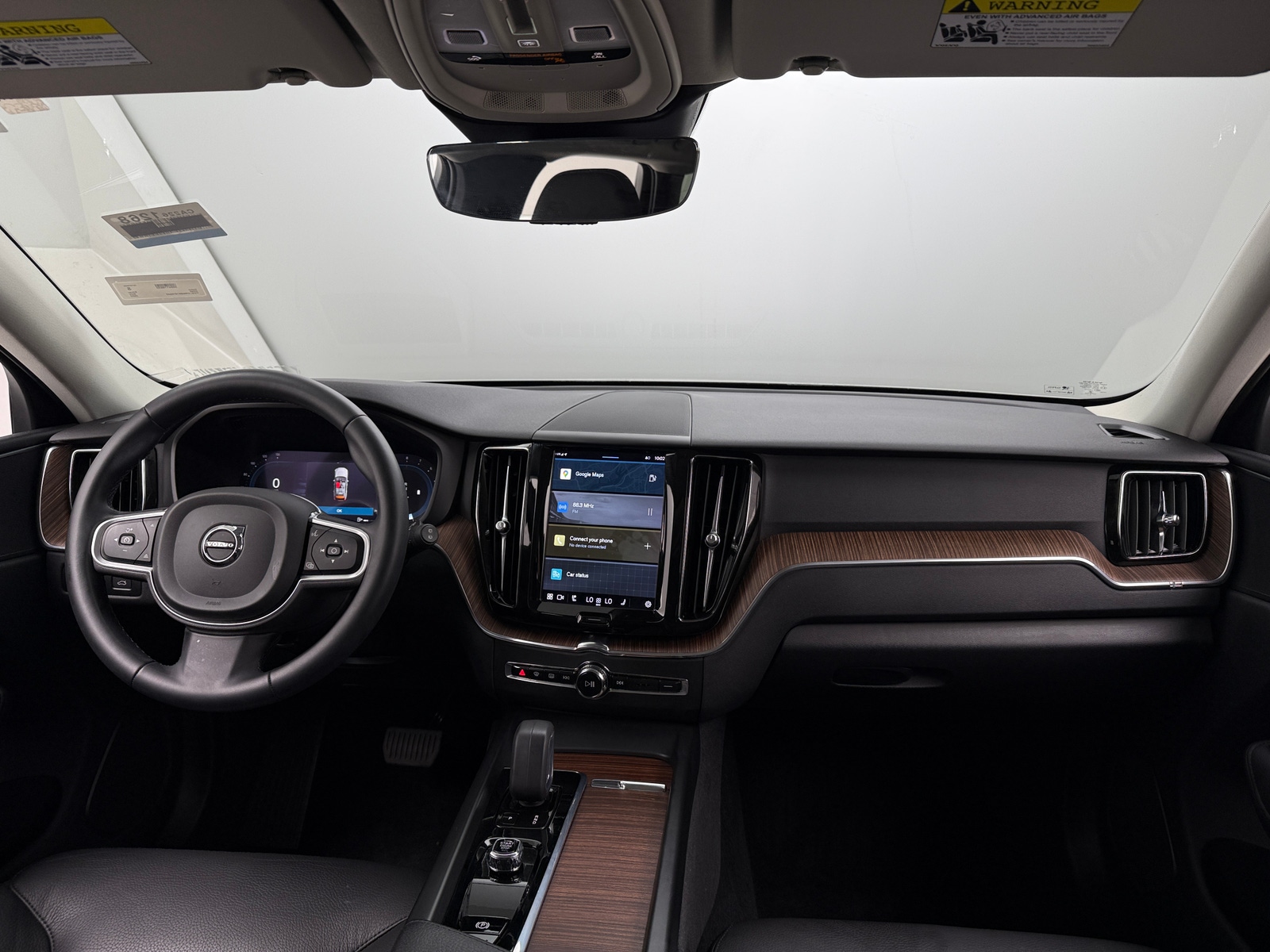 Thumbnail: 2022 Volvo XC60 - 2