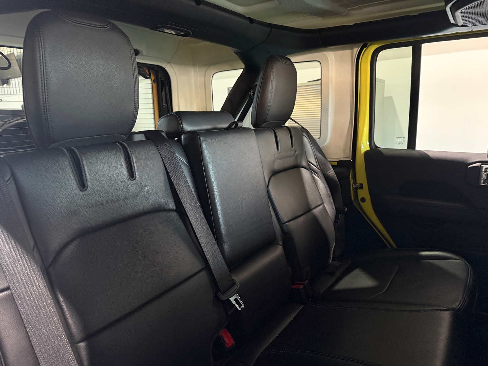 Thumbnail: 2023 Jeep Wrangler - 6