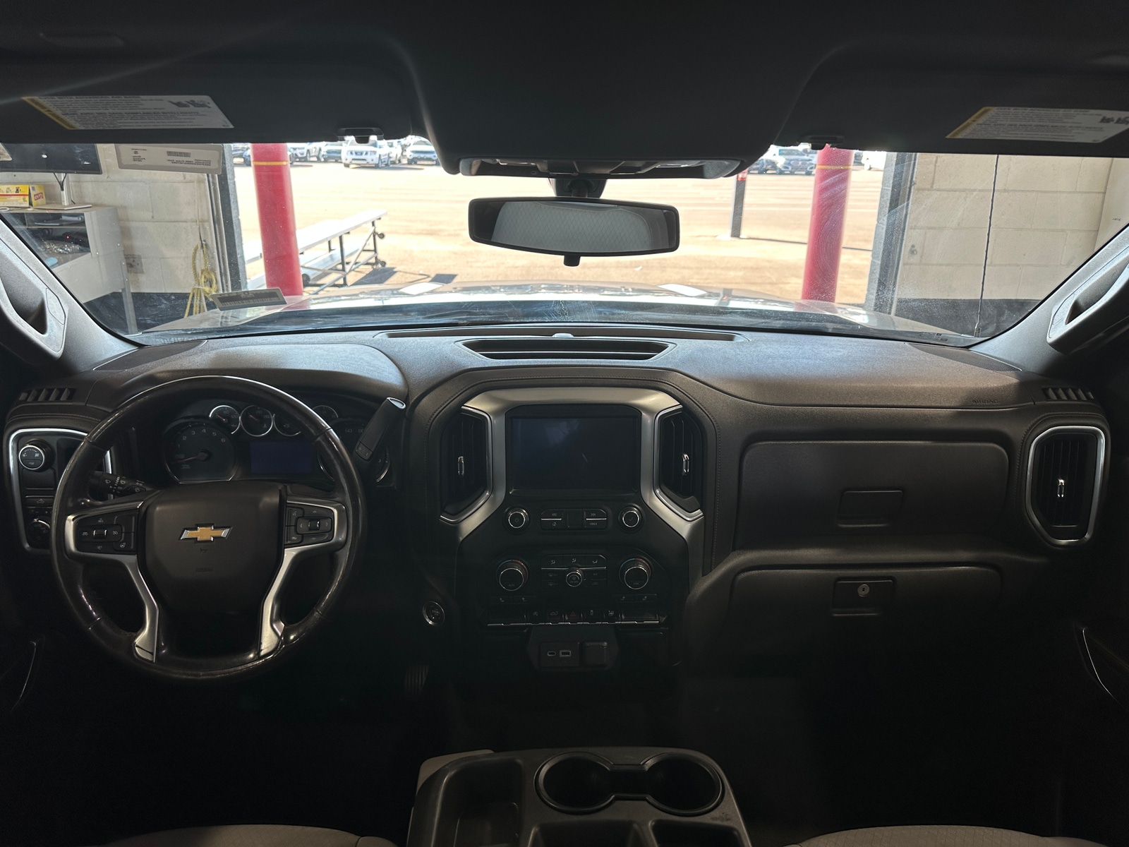 Thumbnail: 2019 Chevrolet Silverado 1500 - 3