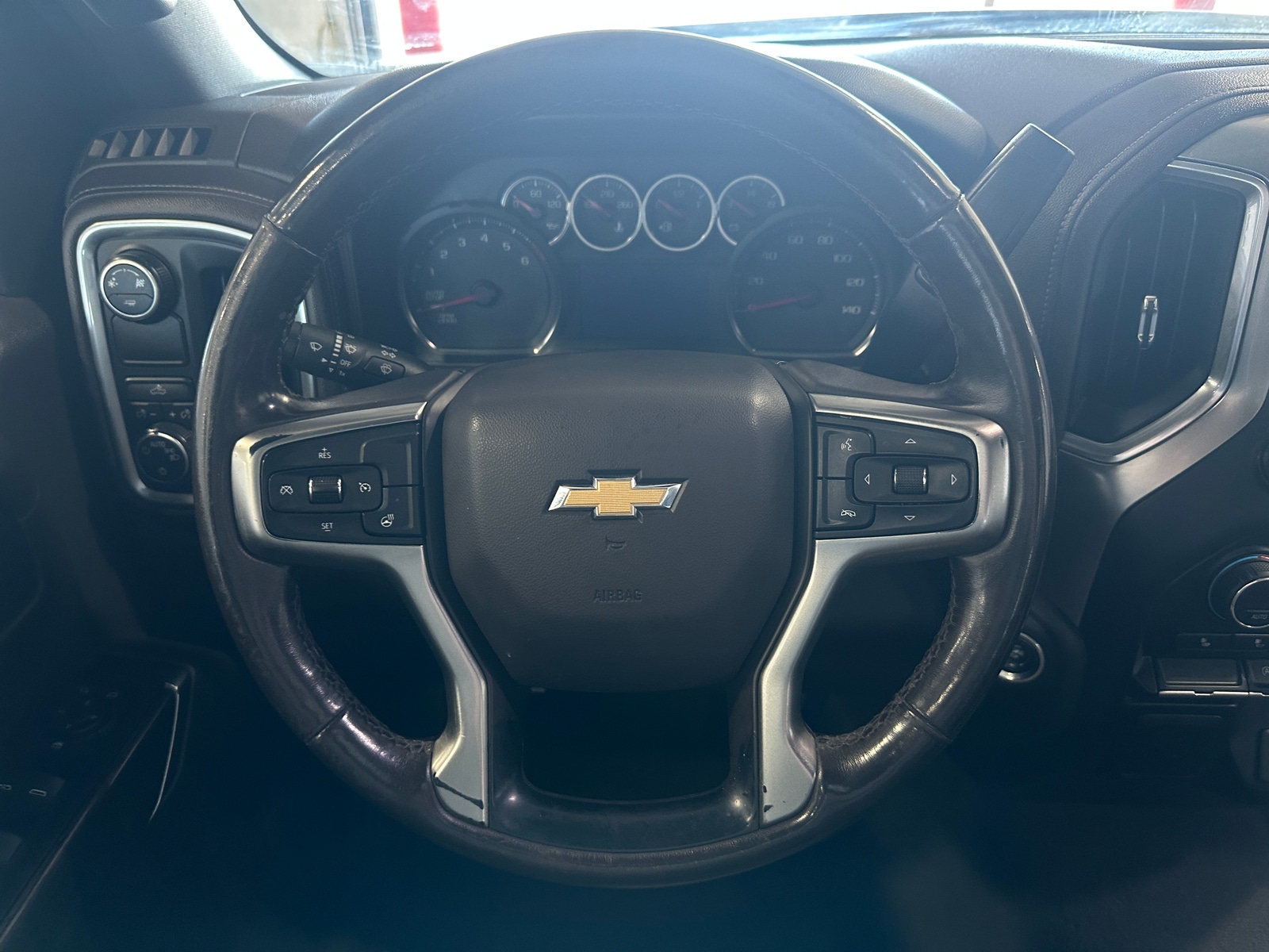 Thumbnail: 2019 Chevrolet Silverado 1500 - 5