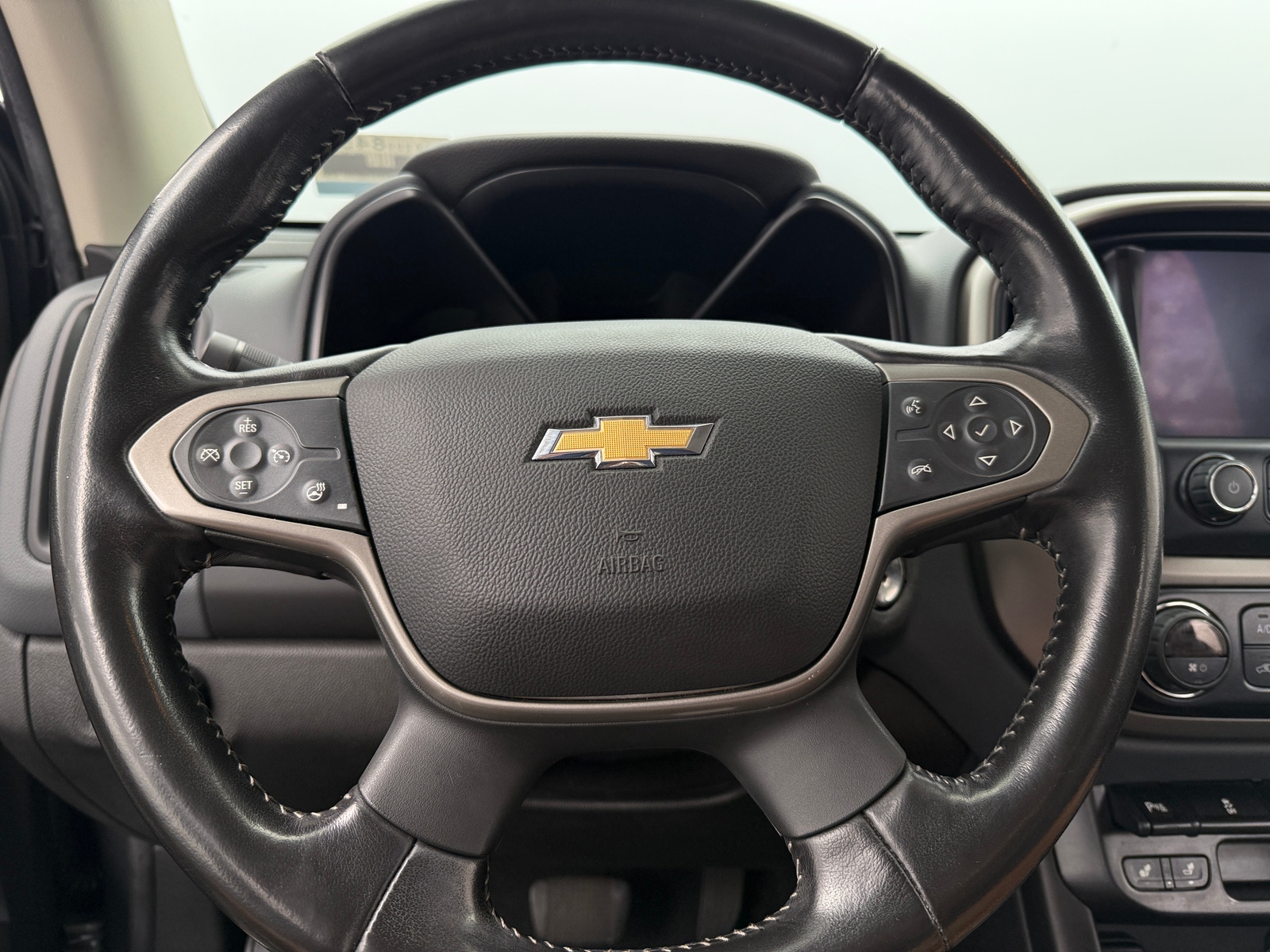 Thumbnail: 2019 Chevrolet Colorado - 4