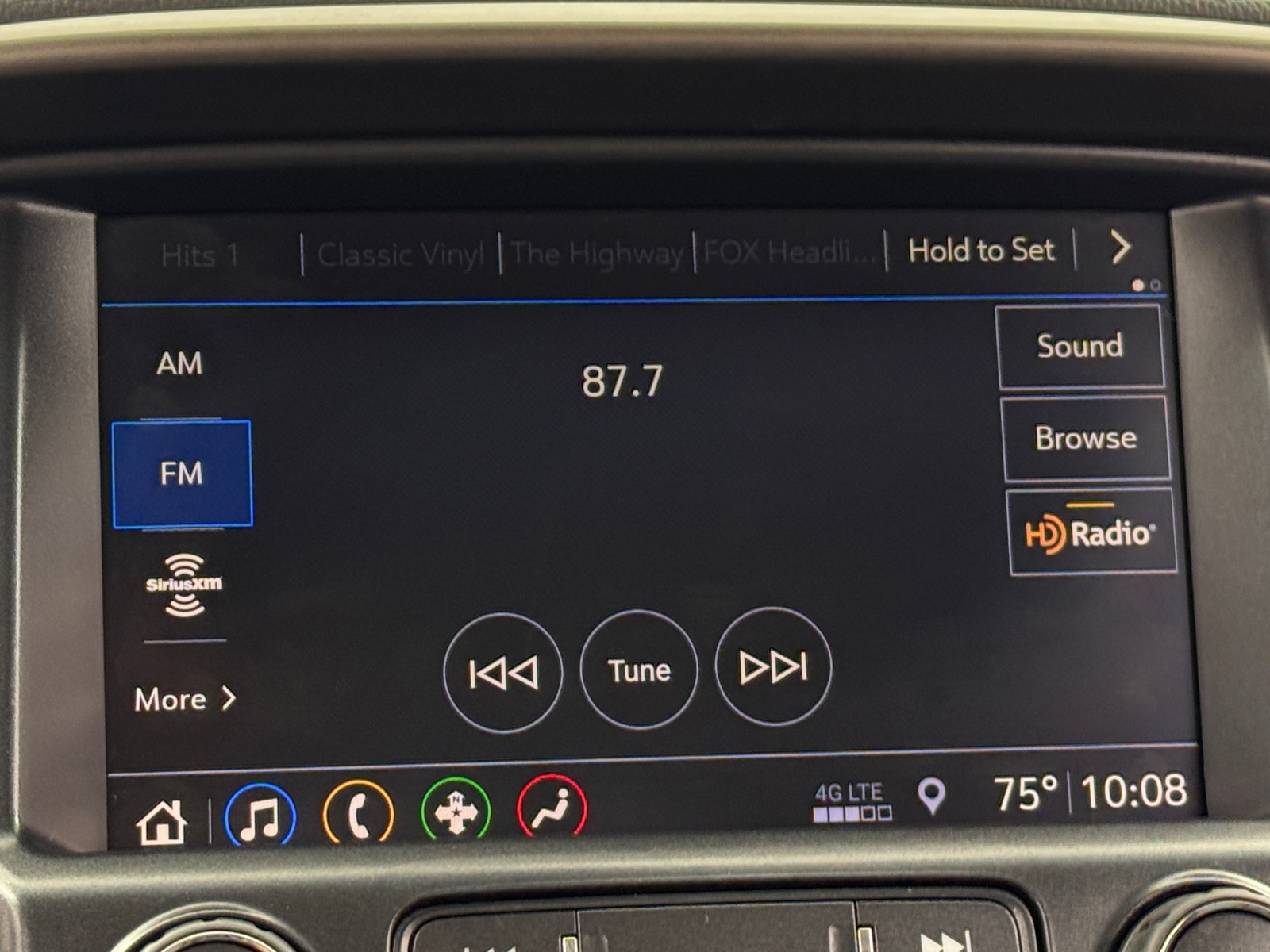 Thumbnail: 2019 Chevrolet Colorado - 3