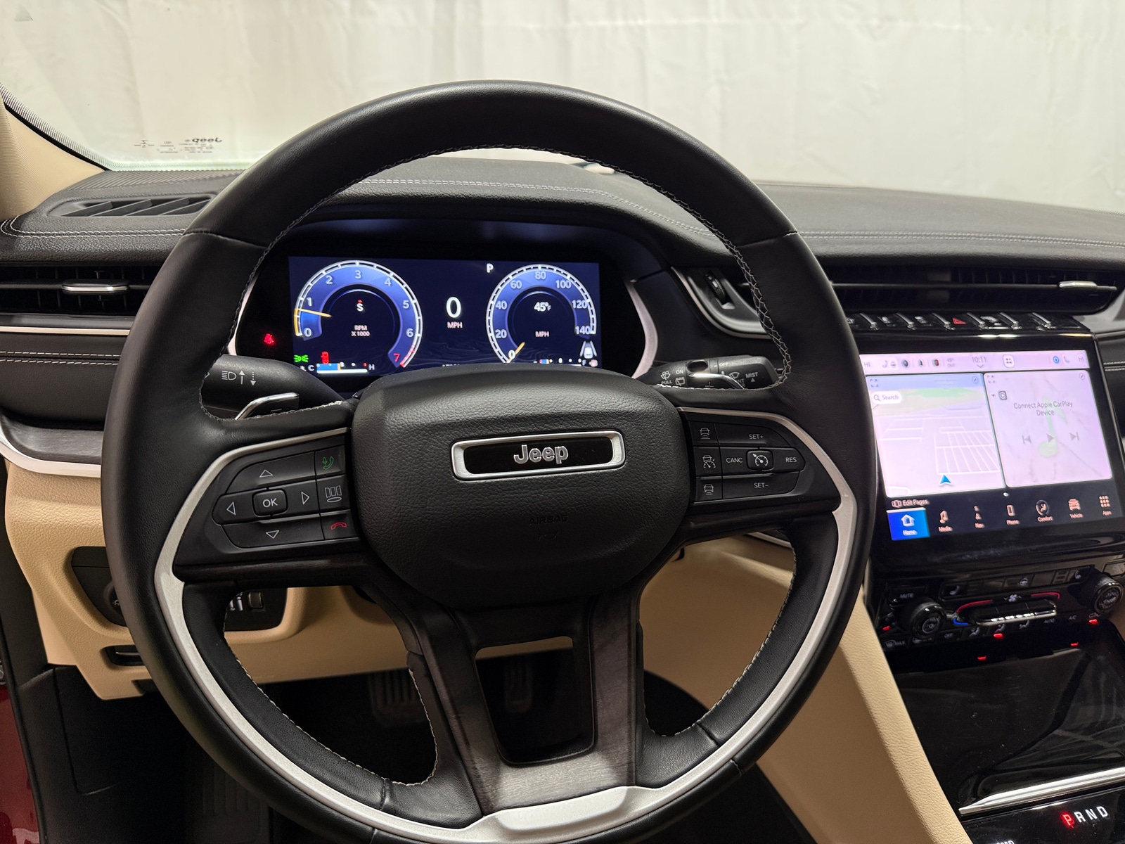 Thumbnail: 2022 Jeep Grand Cherokee L - 4