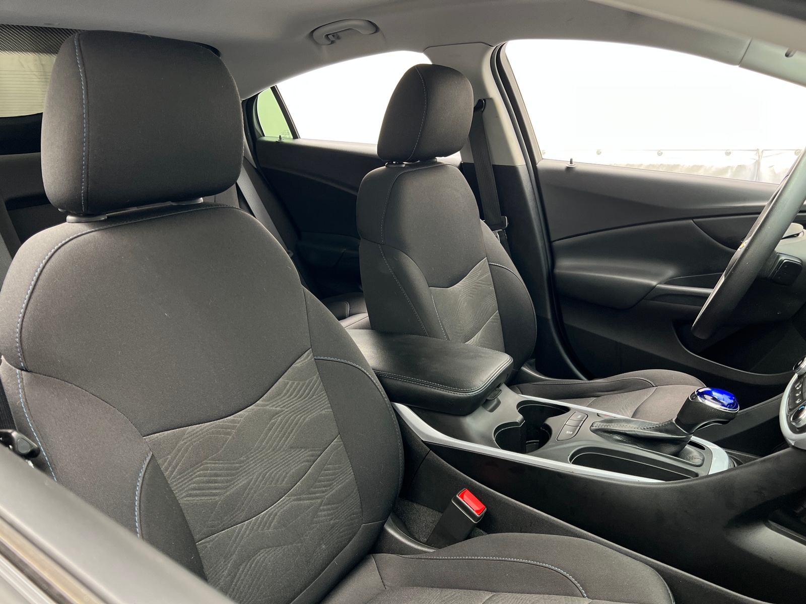 Thumbnail: 2019 Chevrolet Volt - 2