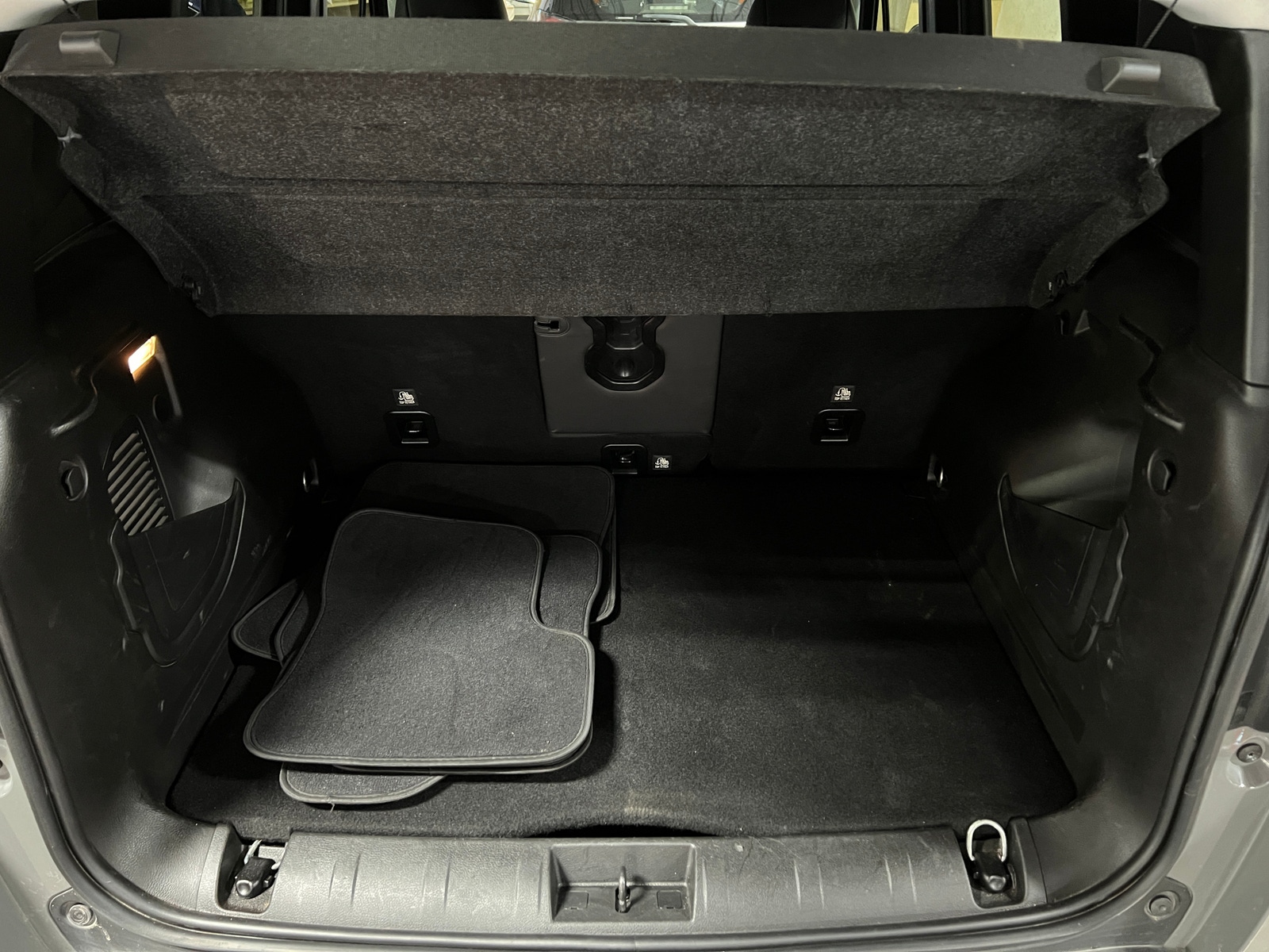 Thumbnail: 2021 Jeep Renegade - 6