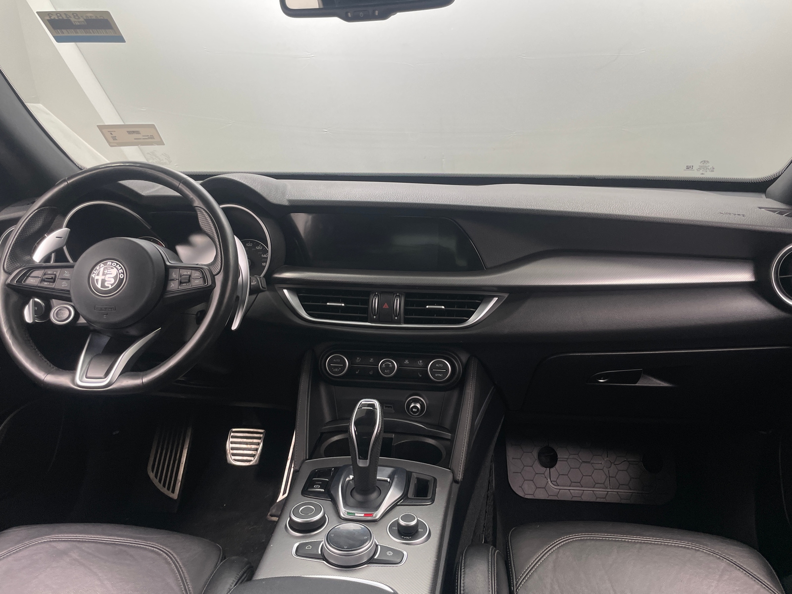 Thumbnail: 2020 Alfa Romeo Stelvio - 2