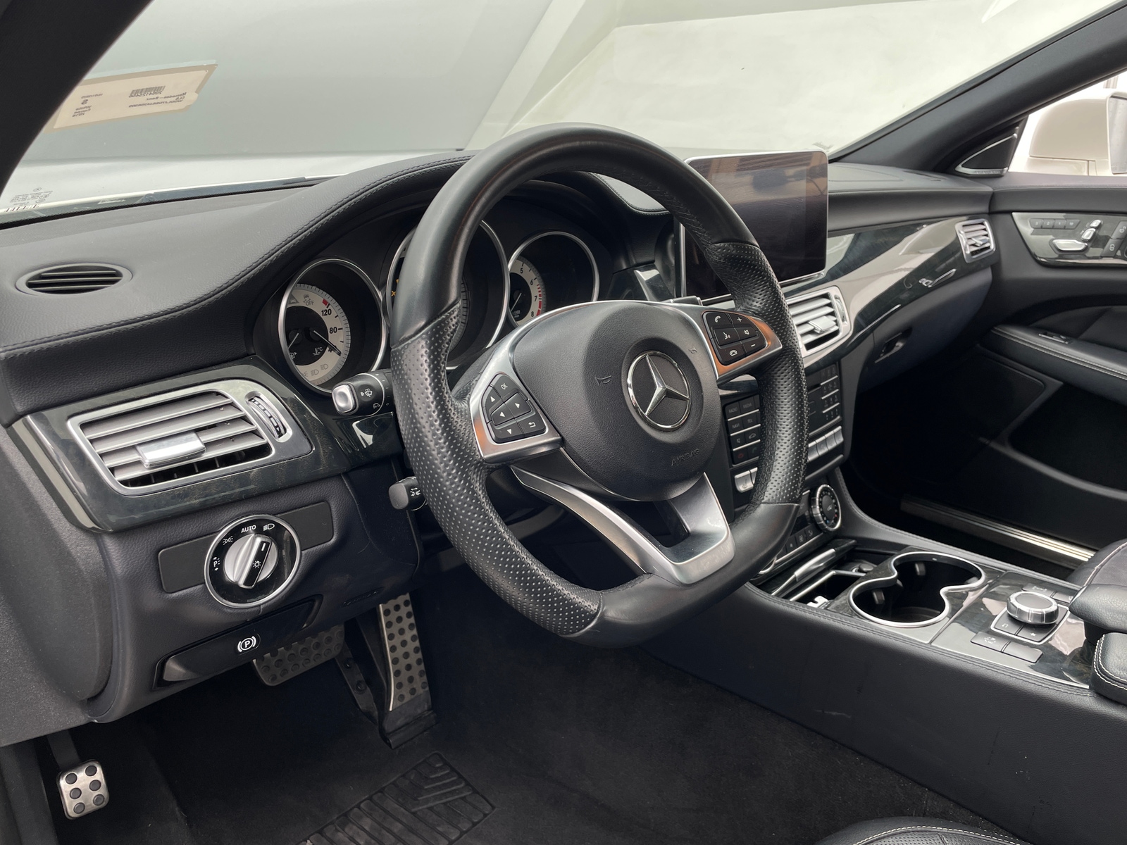 Thumbnail: 2018 Mercedes-Benz CLS - 3
