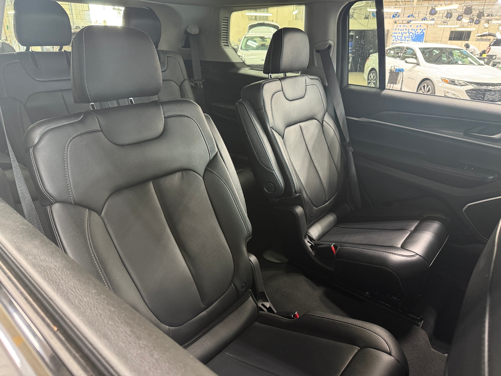 Thumbnail: 2022 Jeep Grand Cherokee L - 5