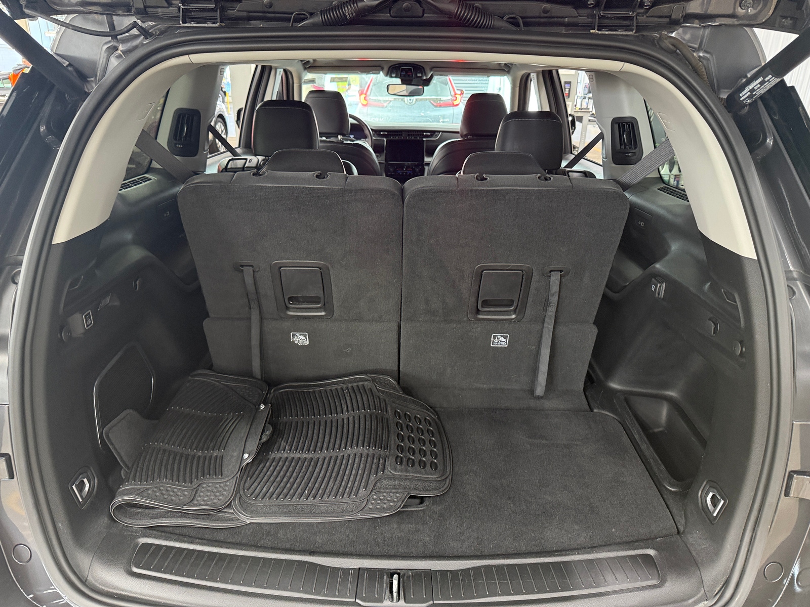 Thumbnail: 2022 Jeep Grand Cherokee L - 6