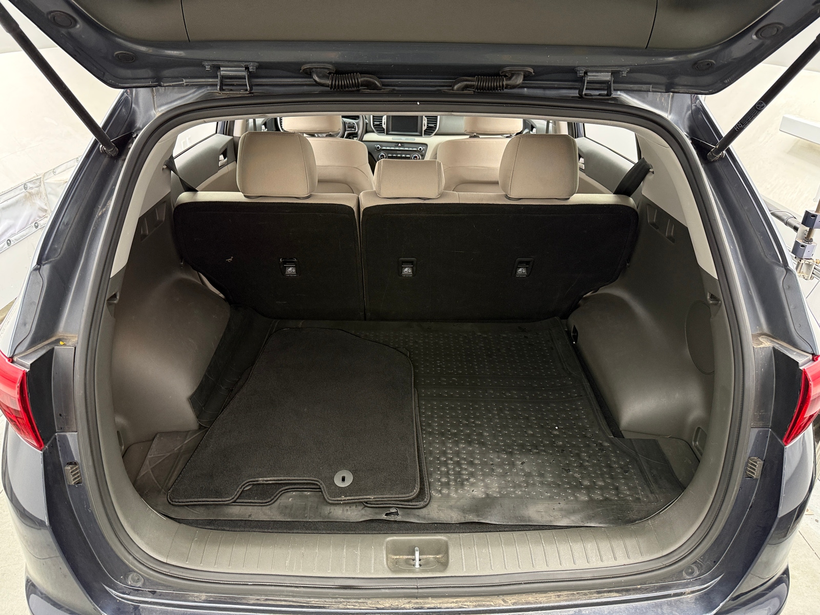 Thumbnail: 2019 Kia Sportage - 7