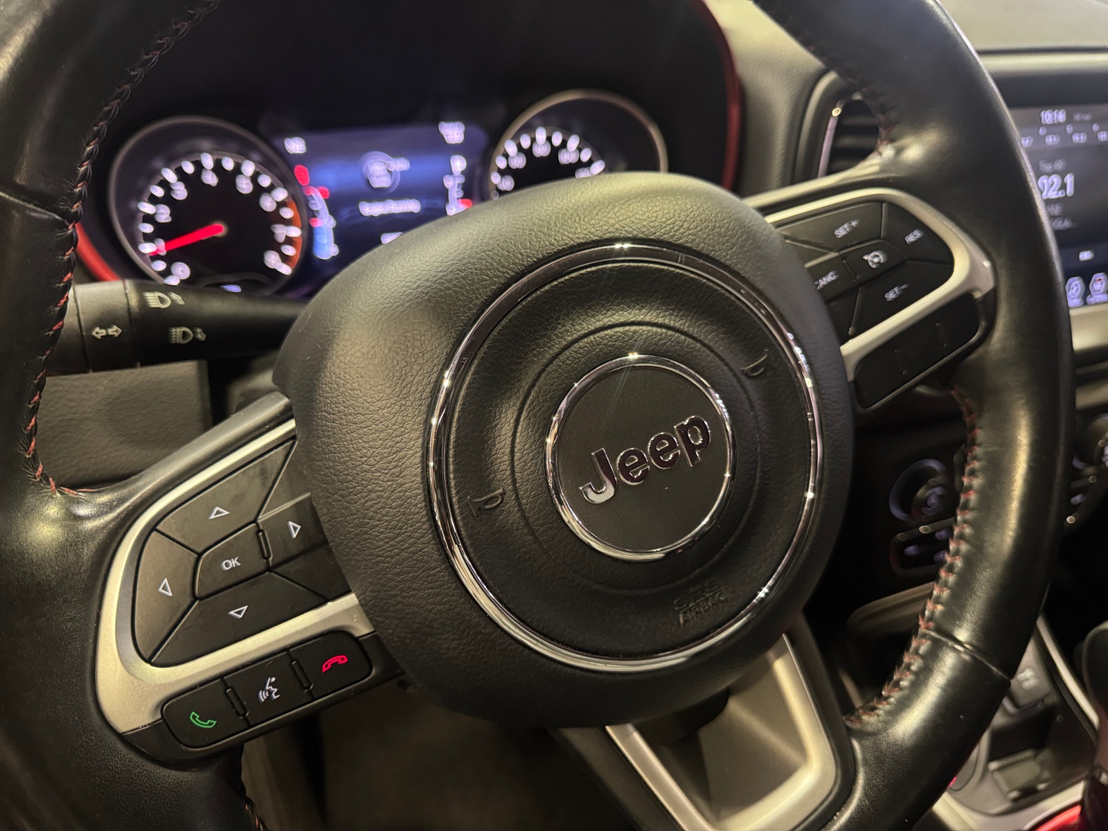 Thumbnail: 2018 Jeep Compass - 4