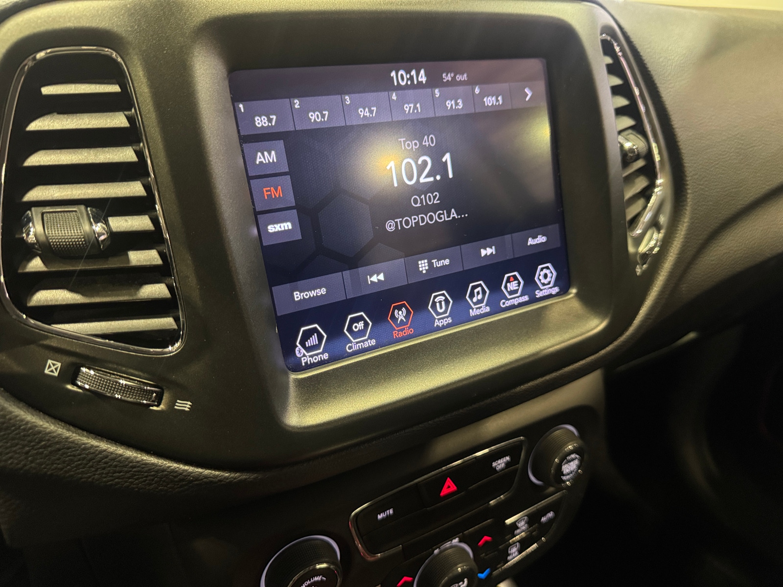 Thumbnail: 2018 Jeep Compass - 3