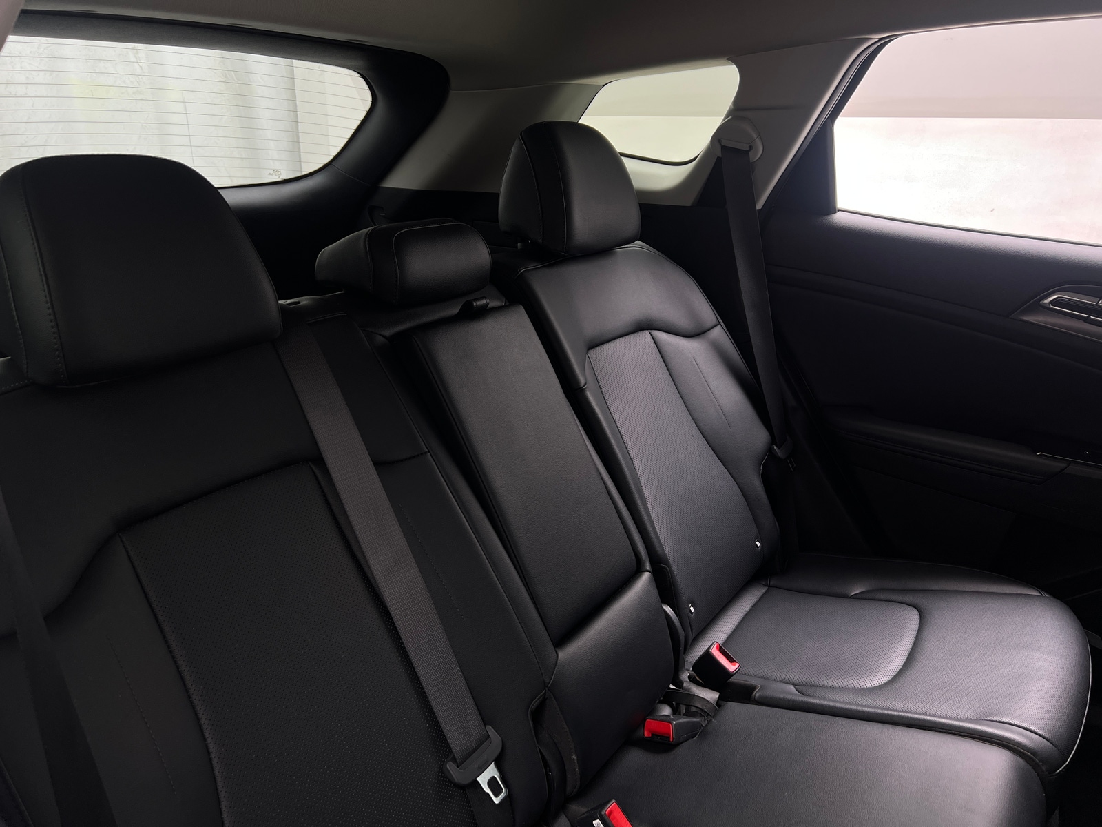 Thumbnail: 2023 Kia Sportage - 5