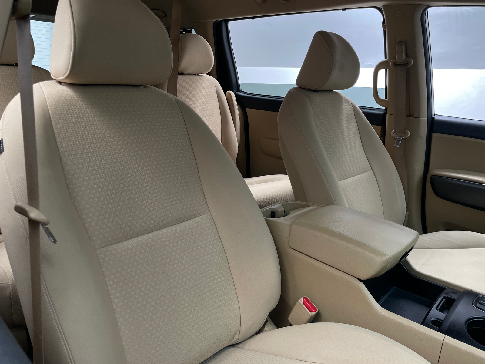 Thumbnail: 2016 Kia Sedona - 2
