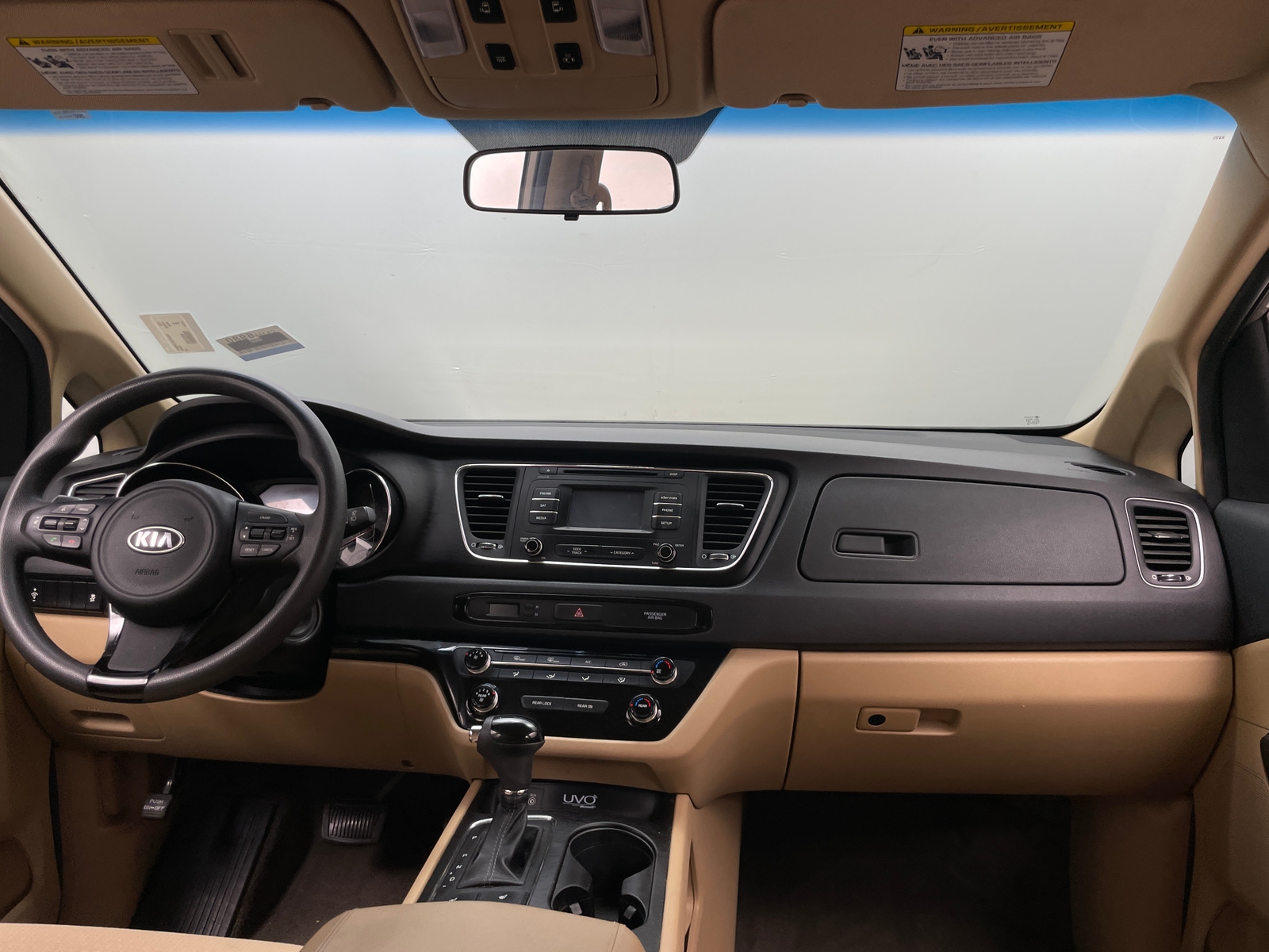 Thumbnail: 2016 Kia Sedona - 3