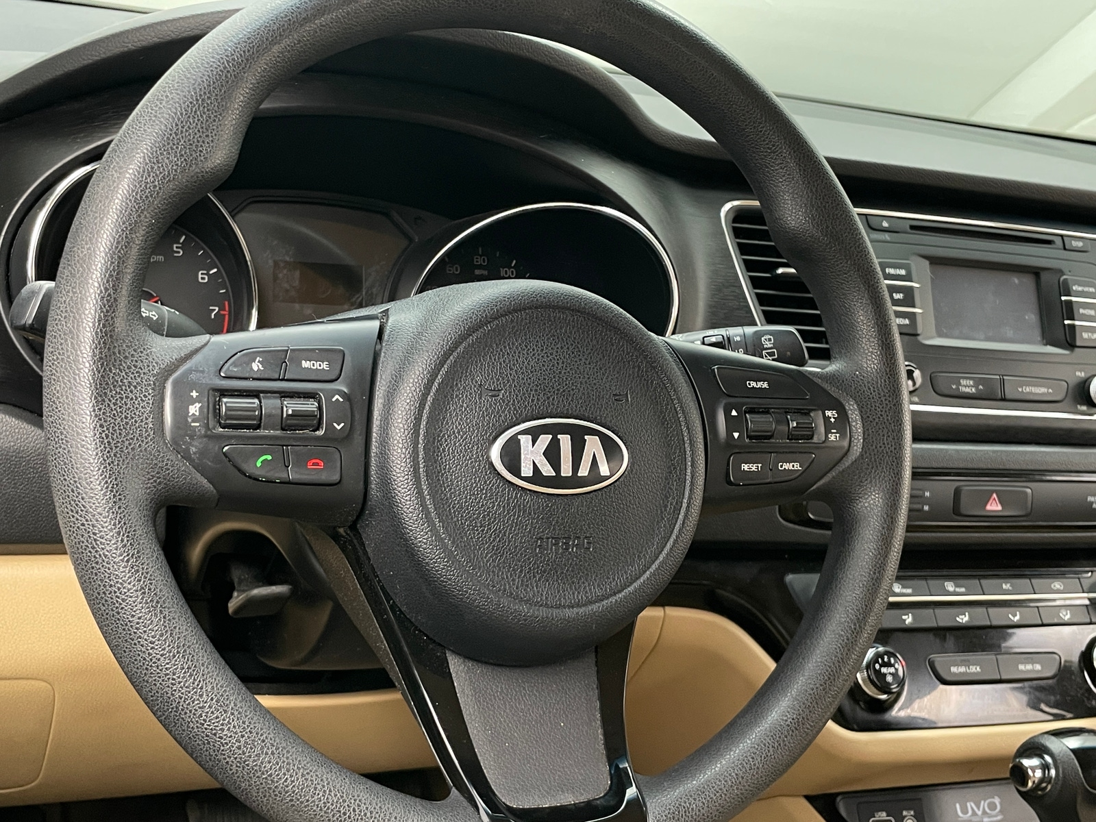 Thumbnail: 2016 Kia Sedona - 5