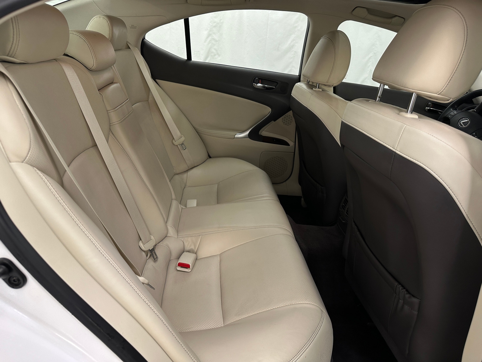 Thumbnail: 2010 Lexus IS - 5