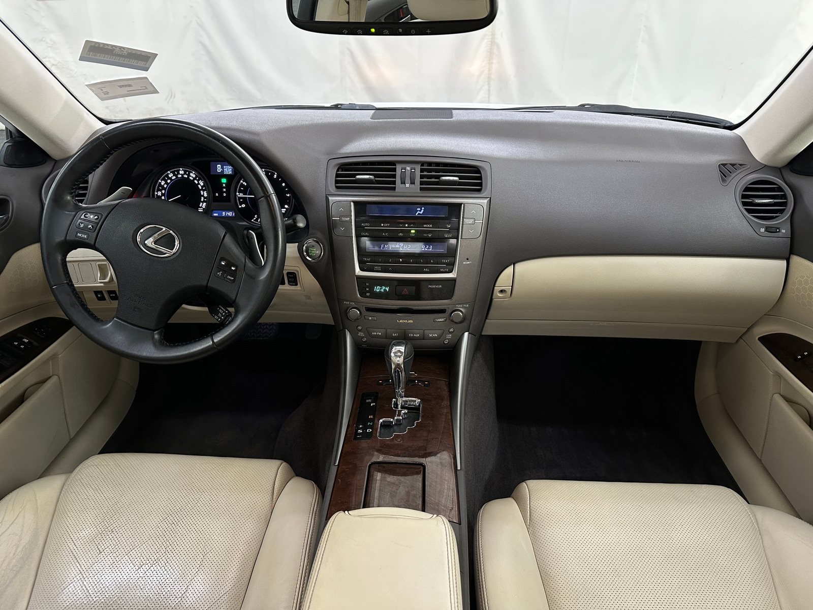 Thumbnail: 2010 Lexus IS - 2