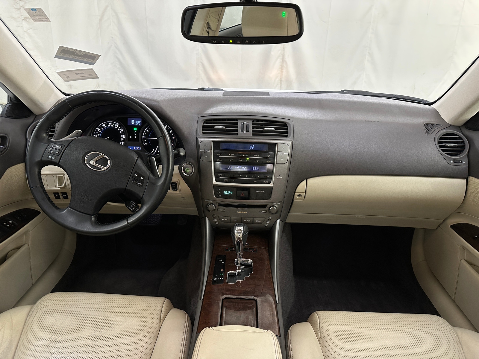 Thumbnail: 2010 Lexus IS - 6