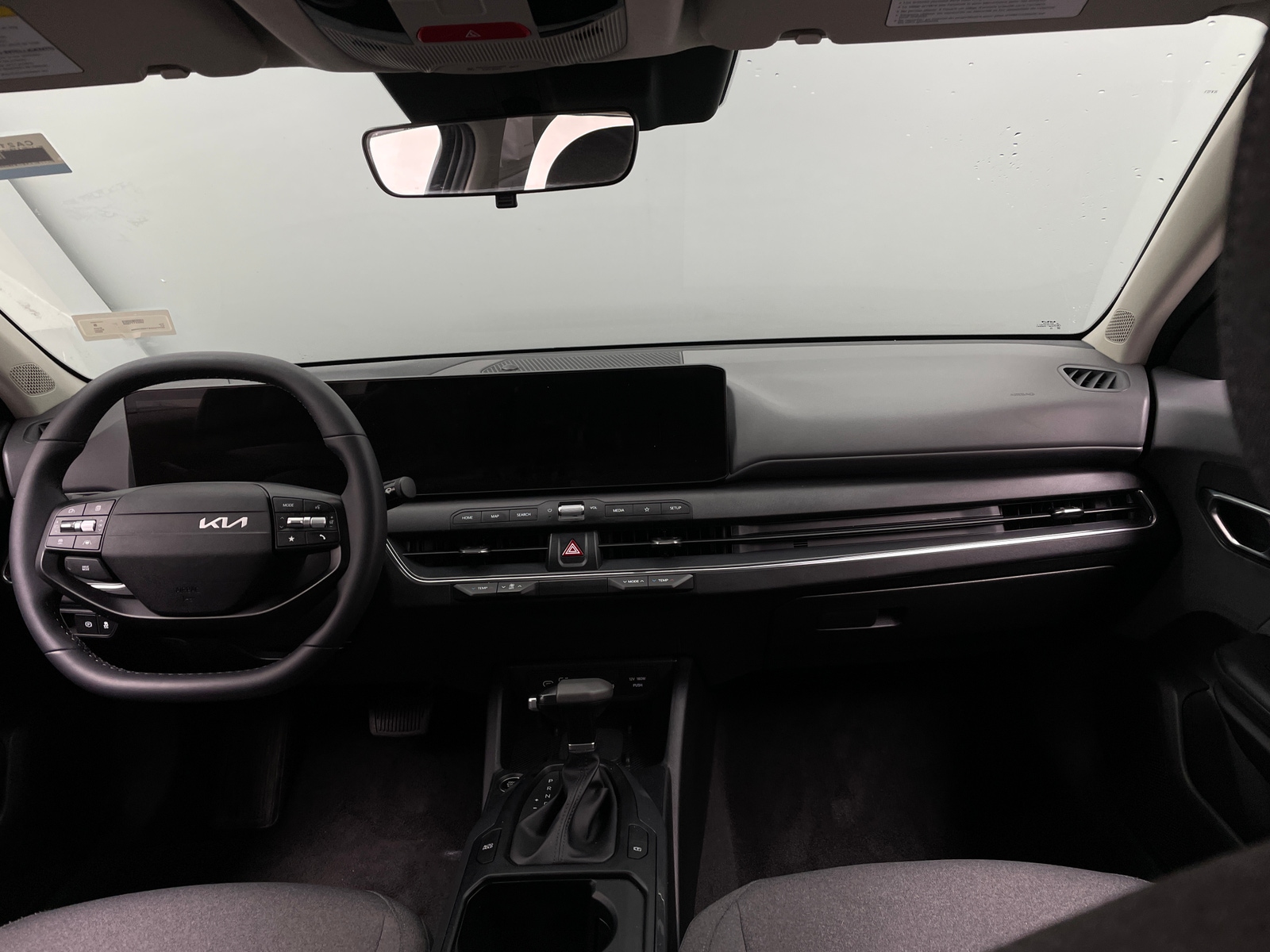 Thumbnail: 2025 Kia K4 - 3